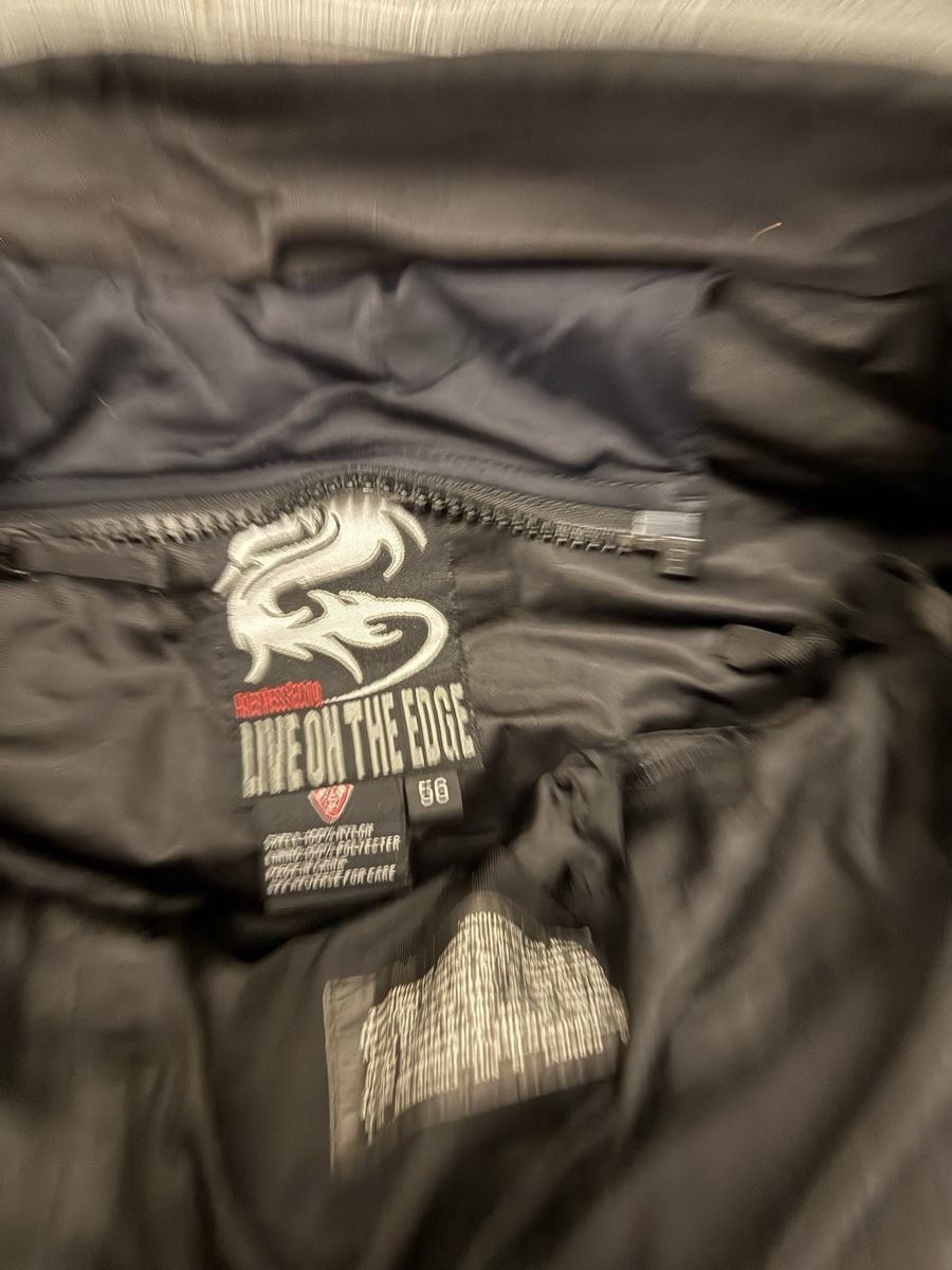 Completi: Triumph Motorcycle Jacke und Hose – Usato da Degersheim venduto da scuba_stevie 4