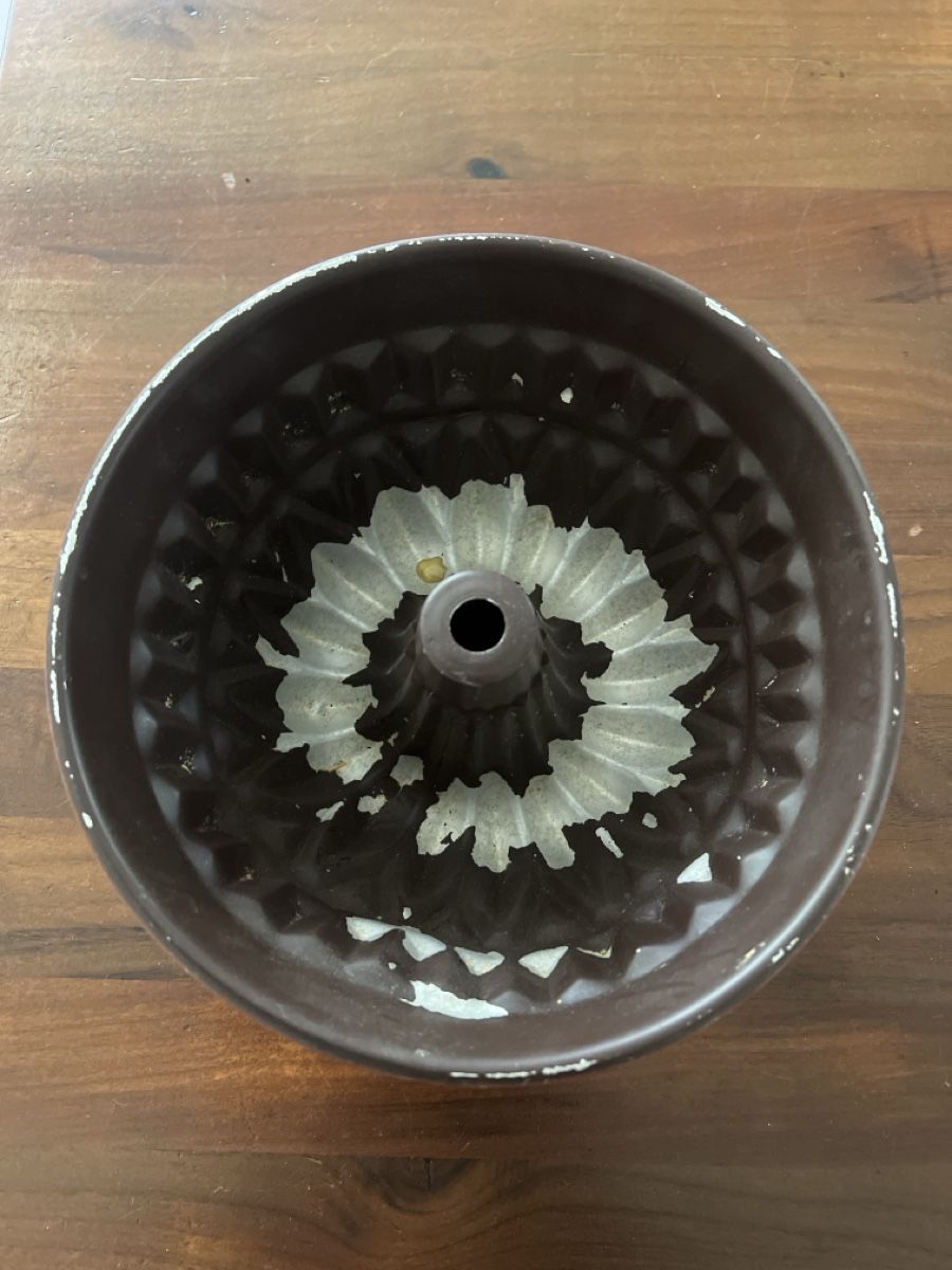 Alle Dekorationen: Deko Gugelhupfform rot/braun, Vintage – Gebraucht aus Altdorf UR von JanAil 1