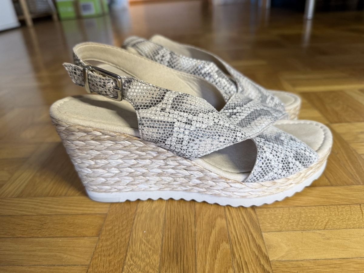Gabor Scarpe da donna: Gabor Sandalen Keilabsatz Schlangenmuster Gr. 38 – Usato da Rorbas venduto da SimS0n