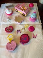 Lot de jouets ou pièces de jouets
