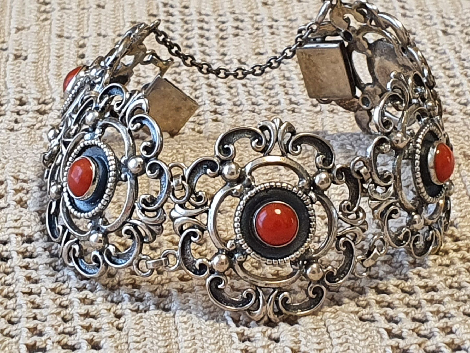 Bracciali & Braccialetti: Korallen Armband in Silber.... – Usato da Wohlen AG venduto da palmsprings