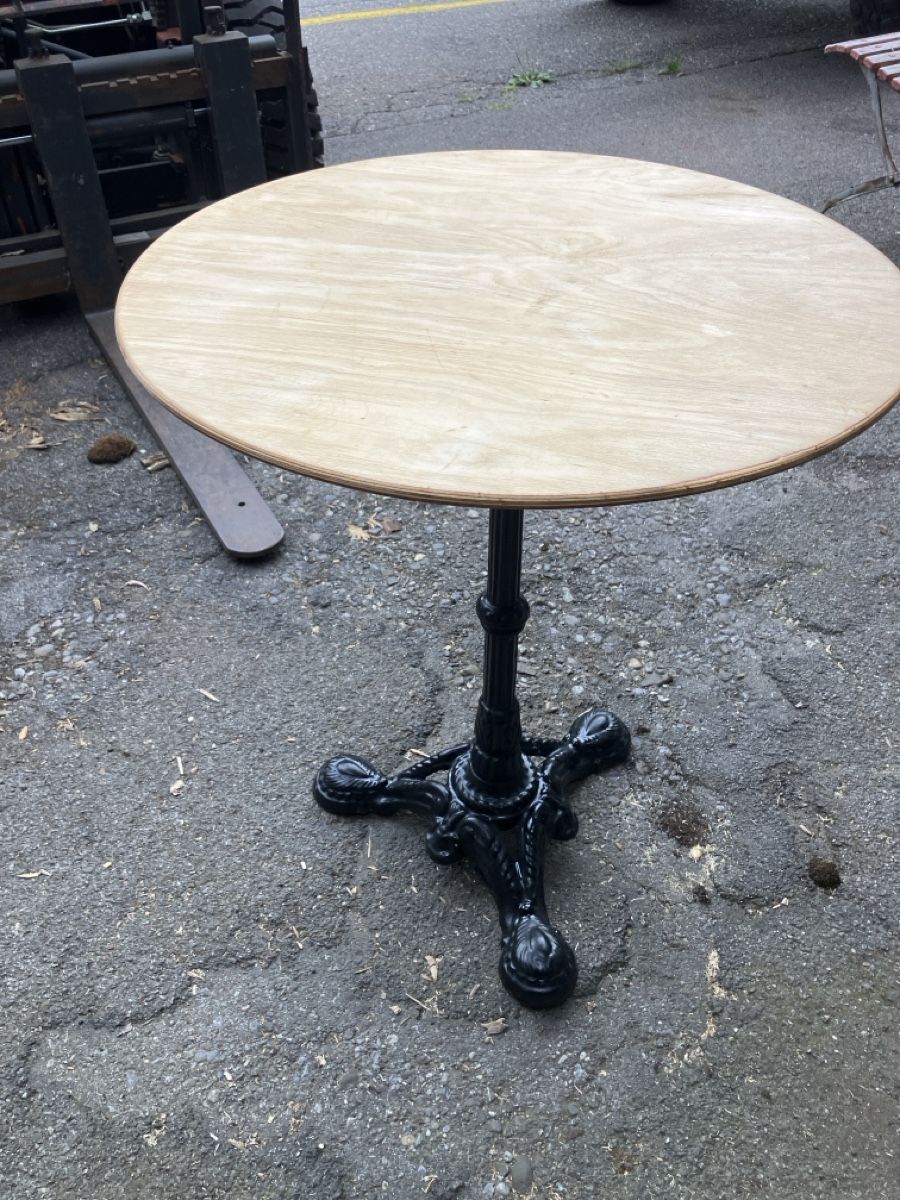 Tavoli: Bistro tisch – Usato da Burg AG venduto da ala_cx8x 1