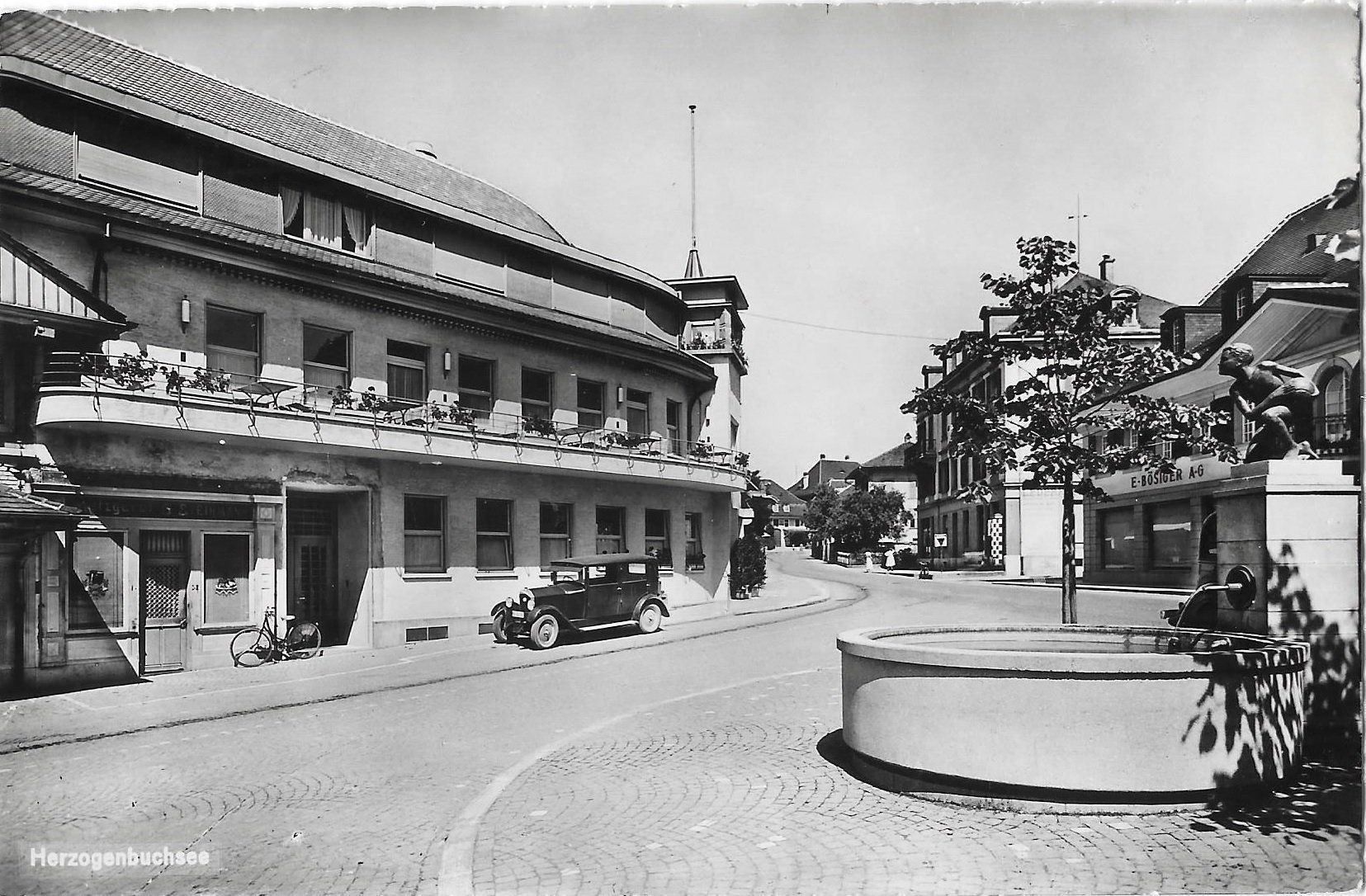 Cartoline postali: Herzogenbuchsee Teilansicht mit altem Auto – Usato da Olten venduto da clotaldi