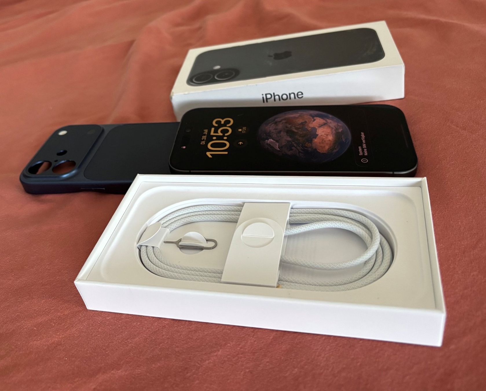 Apple Portables: iPhone 17 256GB – Neuf (Voir description) à Zürich par mat_g7g7 1