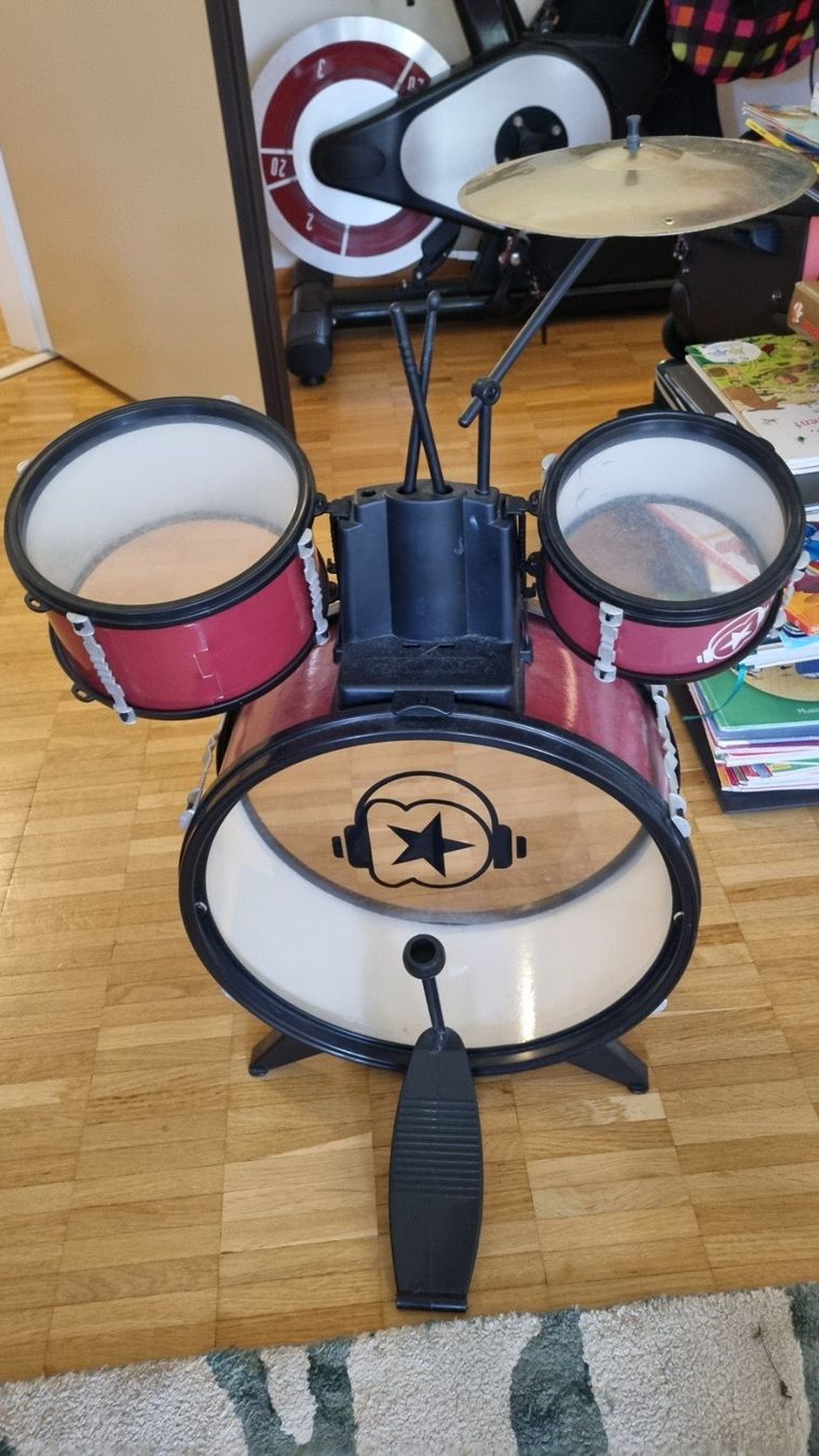 Jouets: Bontempi Kit de batterie 4 pièces – D'occasion à Genève par jimmy7719 1