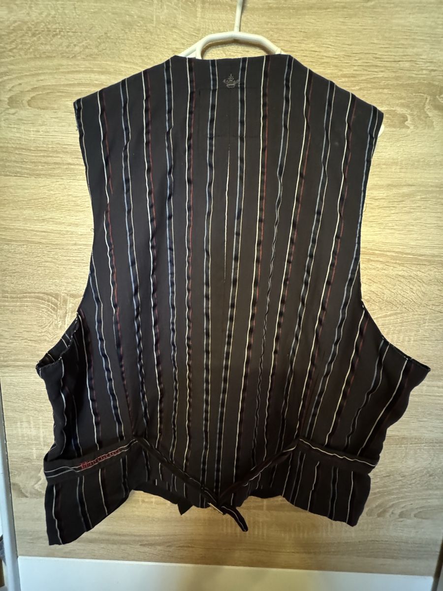 Gilet & Giacche: Gilet von English Laundry. – Nuovo (secondo la descrizione) da Huttwil venduto da Nedja0 1