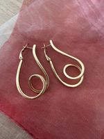 Paire de boucles d oreilles Pierre lang