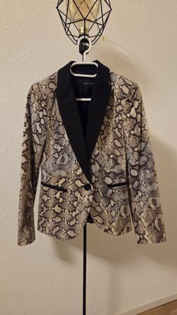 Zara Jacke XS-S