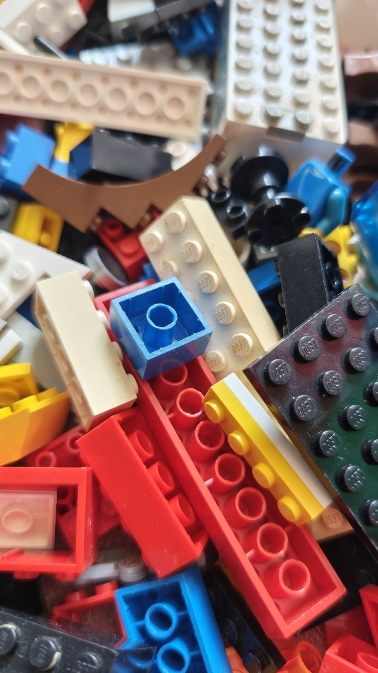 Lego Giocattoli: Lego "Schrott" ca. 2,3 Kilo – Usato da Effretikon venduto da Superkarin7 1