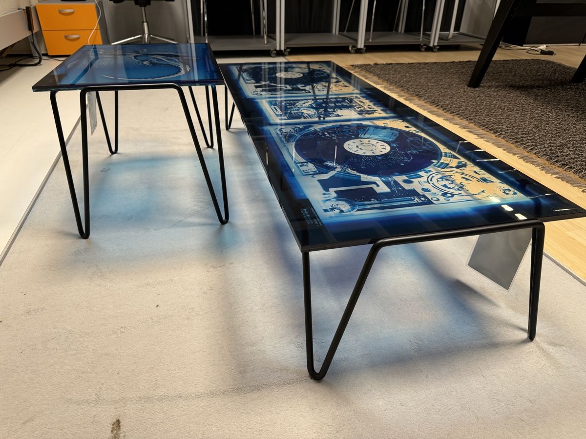 Set di tavolo e panche: Diesel by Moroso xradio razza Tischset – Nuovo (secondo la descrizione) da Lohn-Ammannsegg venduto da Businessangel 3