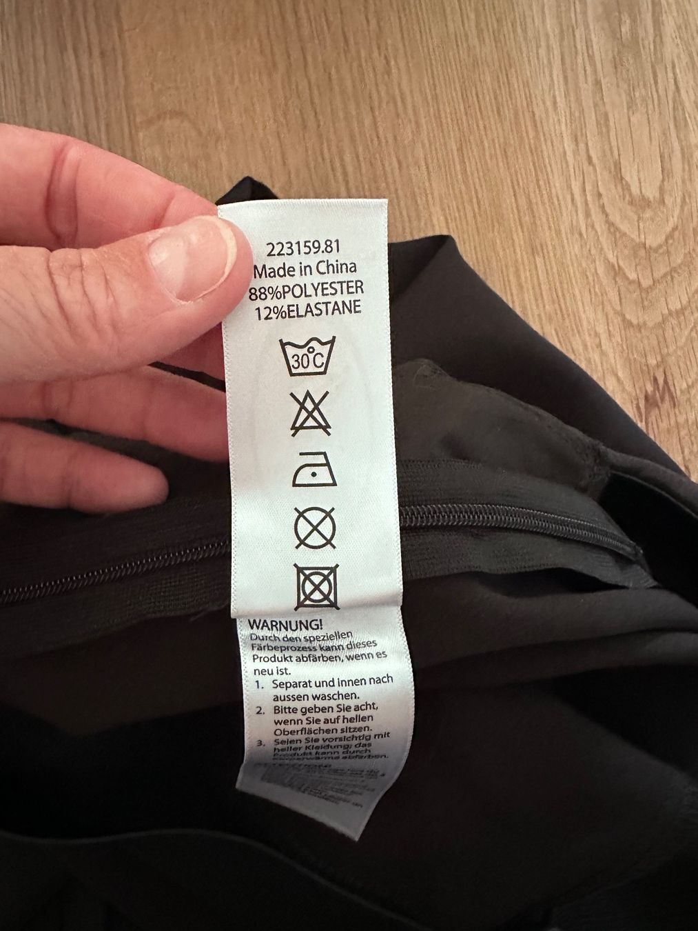 Hosen: Damen-Hose, Polyester, Gr. 36, Chicorée – Neu (gemäss Beschreibung) aus Krauchthal von swisscheese 3