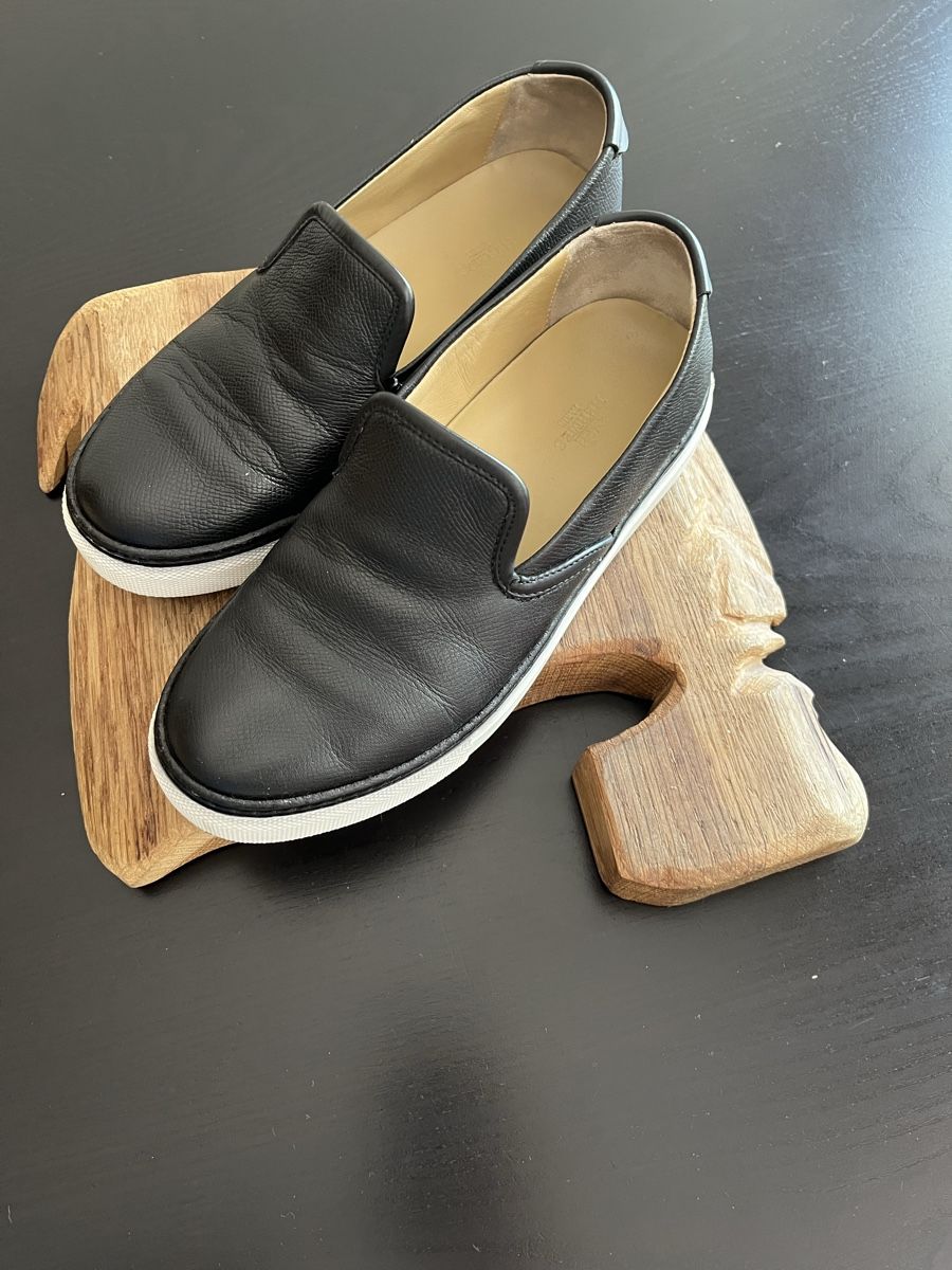 Hermès Scarpe da uomo: Hermes leather sneakers – Usato da Lugano venduto da Vintage.Mood