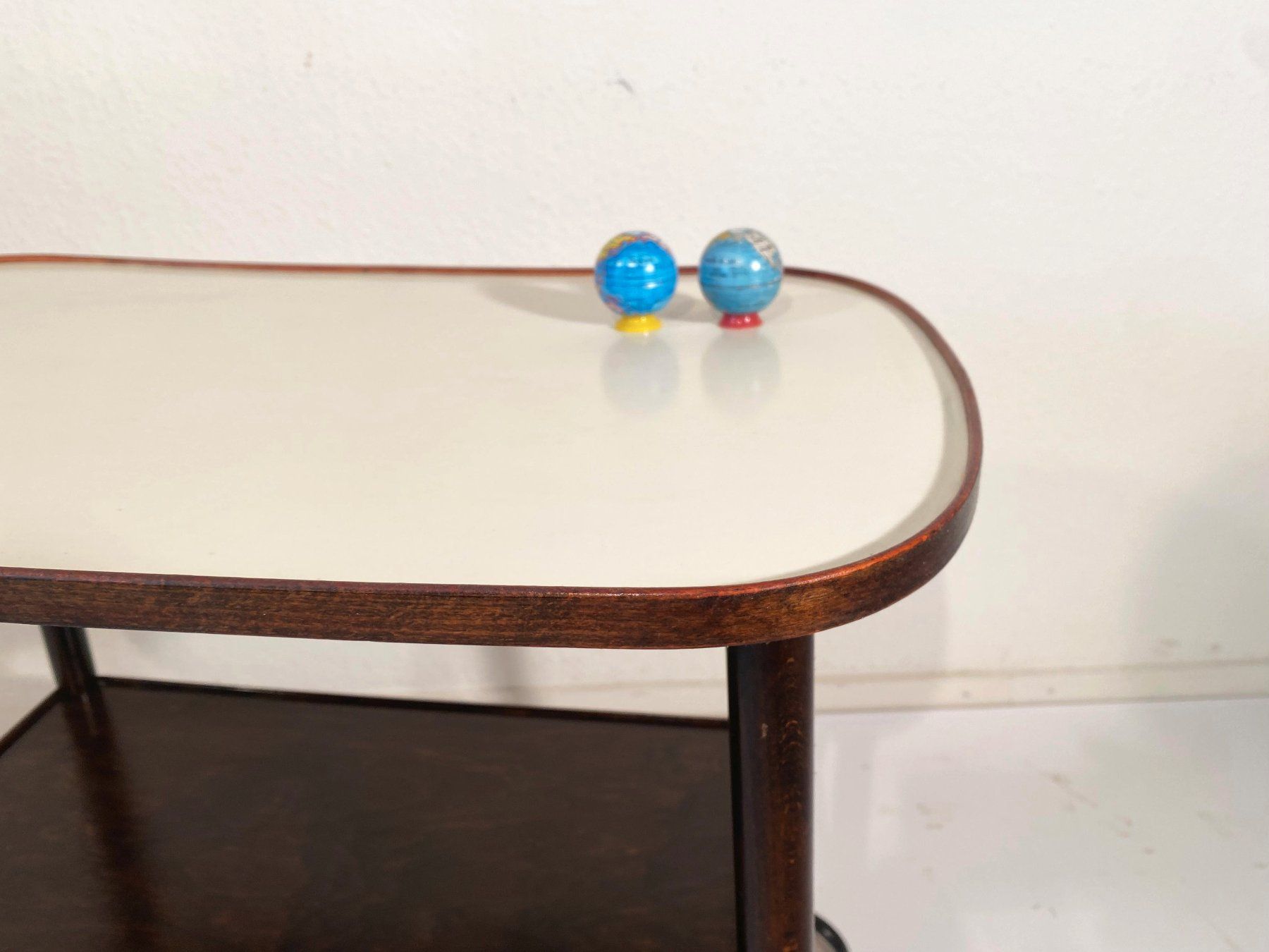 Carrelli di servizio: Midcentury Servierrolly – Usato da Beringen venduto da Kultgut 4