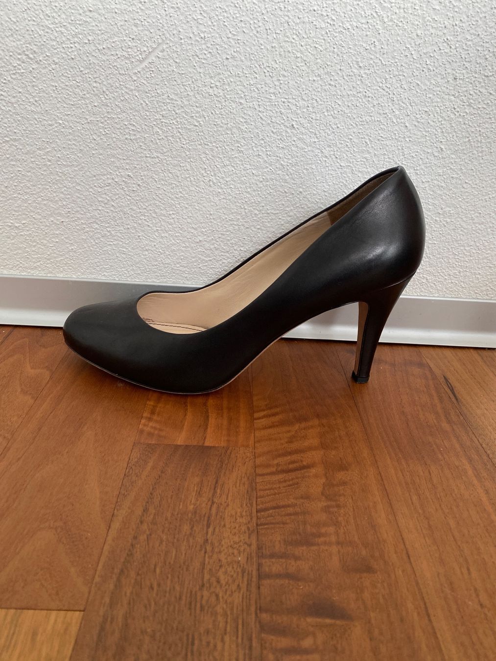 Navyboot Scarpe da donna: Elegante, schwarze Navyboot Lederpumps, Grösse 40 – Usato da Jonschwil venduto da luc_95qv 3