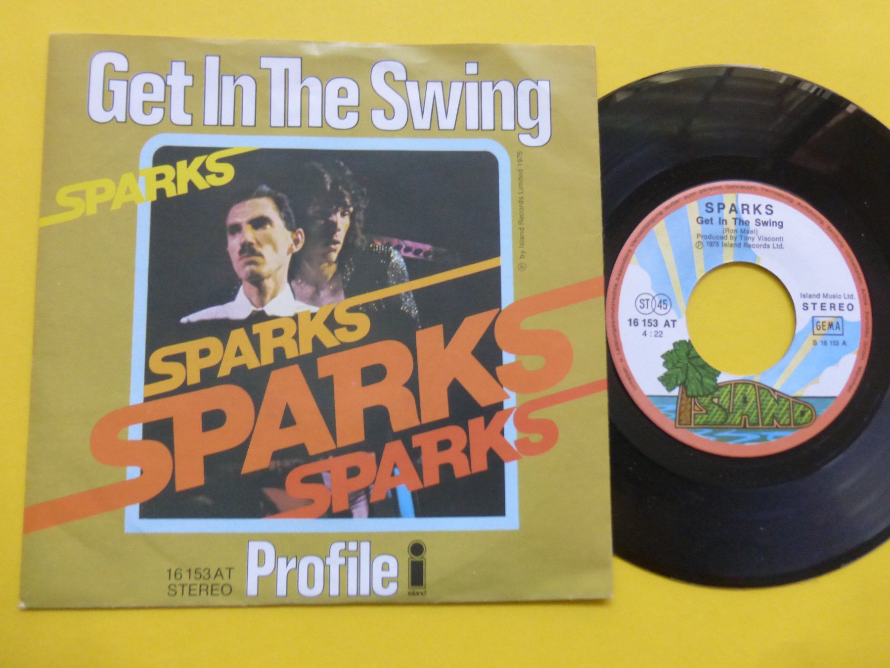 Dischi in vinile: Sparks – Get In The Swing – Usato da Zürich venduto da Swiss57