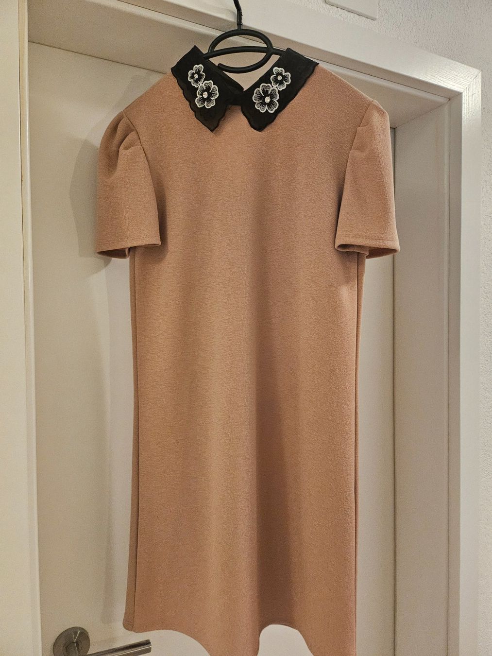 Vestiti: Kleid mit Bubikragen – Usato da Kefikon TG venduto da Livline