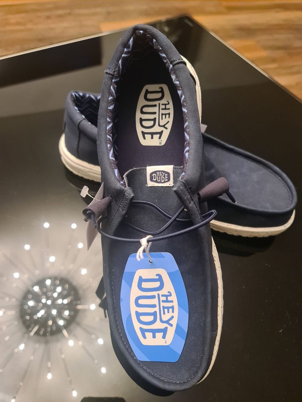 Scarpe da uomo: Neue Original Hey Dude Sneakers Größe 45 – Nuovo e nell'imballaggio originale da Zürich venduto da ok1