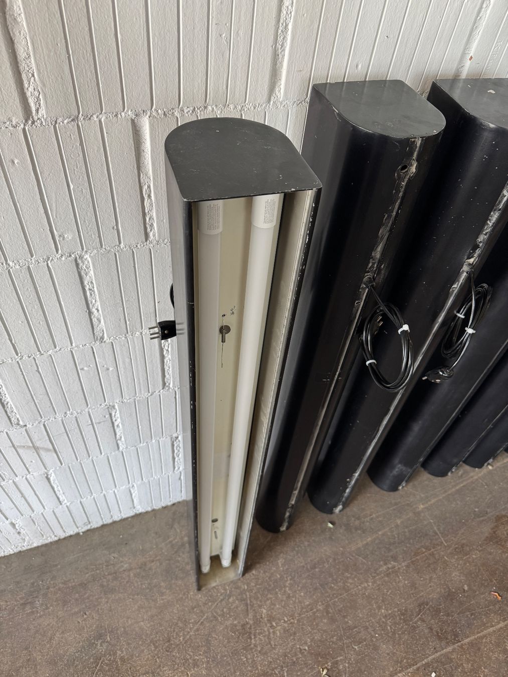 Lustres & lampes de plafonds: 8 Deckenleuchten – D'occasion à Schaffhausen par ROCAMECANICA 2