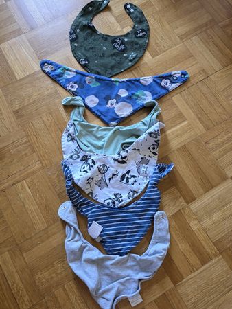 lätzli paket für baby erstes halbjahr