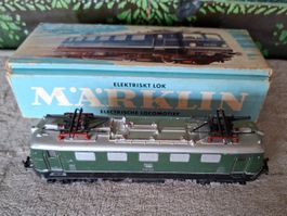 Märklin H0 Elektrolokomotive 3044 rot mit Originalbox
