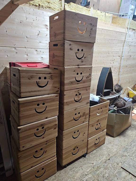 Casse di trasporto: Boîte en bois – Usato da Henniez venduto da Tjiminy