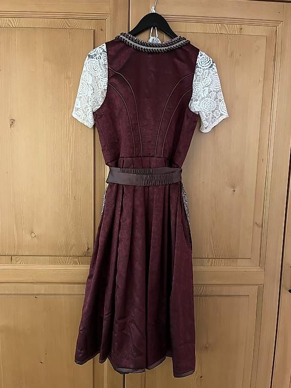 Robes: Oktoberfest Dirndl – Neuf avec emballage d'origine à Gstaad par patrickx6 1