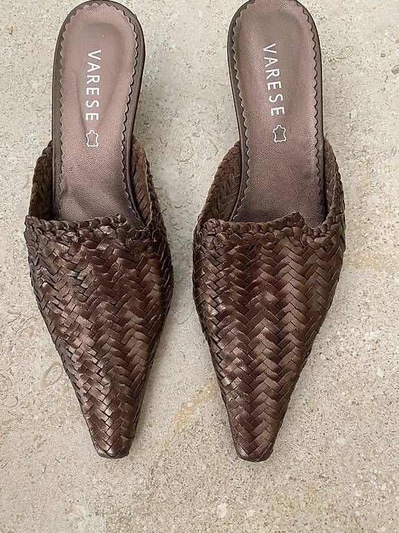 Scarpe da donna: Leder Sandalen – Usato da Luzern venduto da asia2001