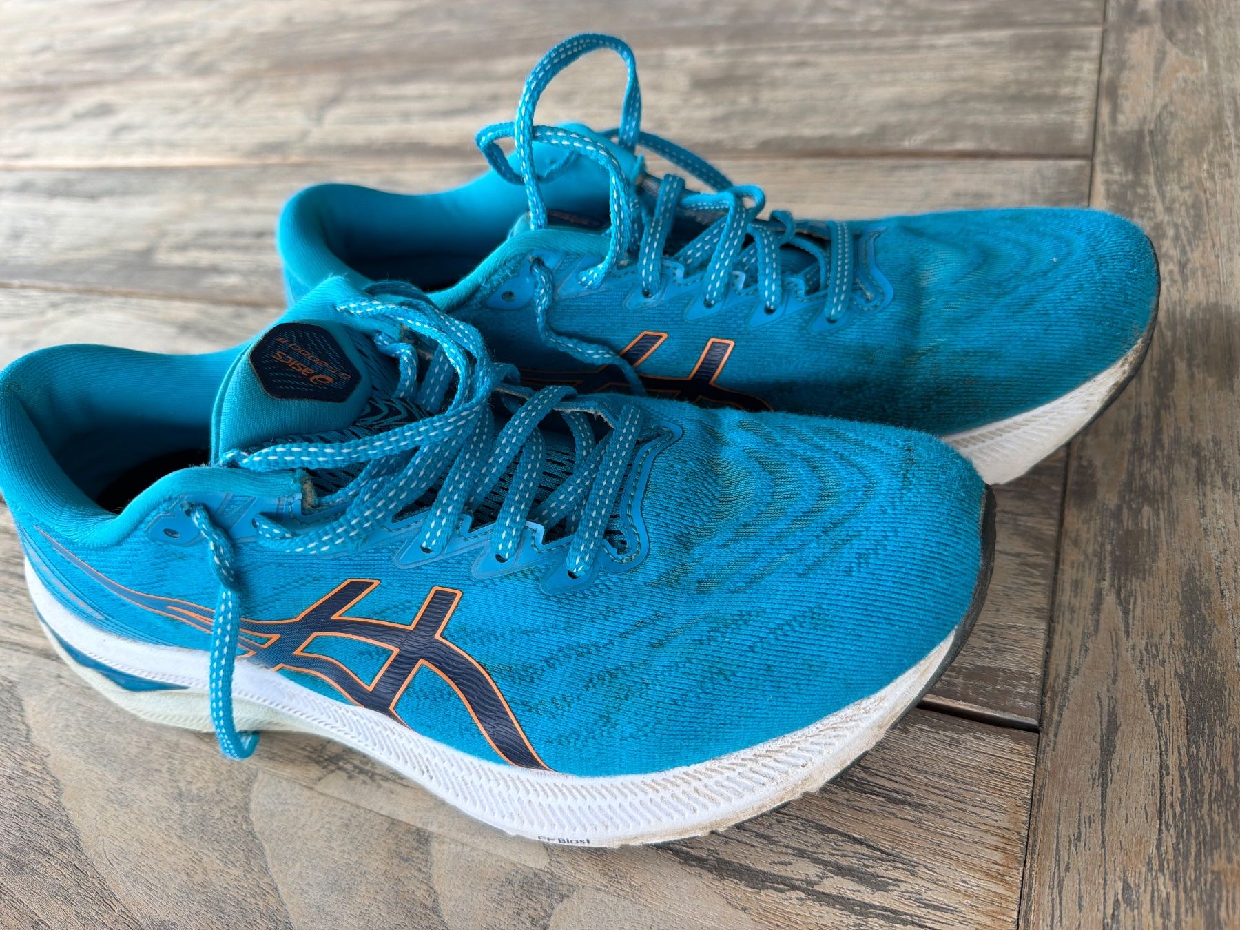 Asics Scarpe da uomo: ASICS Laufschuhe Grösse 41.5 – Usato da Stans venduto da maam02
