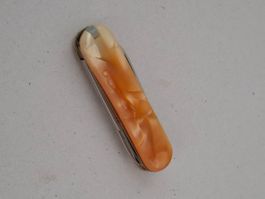 Kleiner Victorinox Classic, Sammlermesser