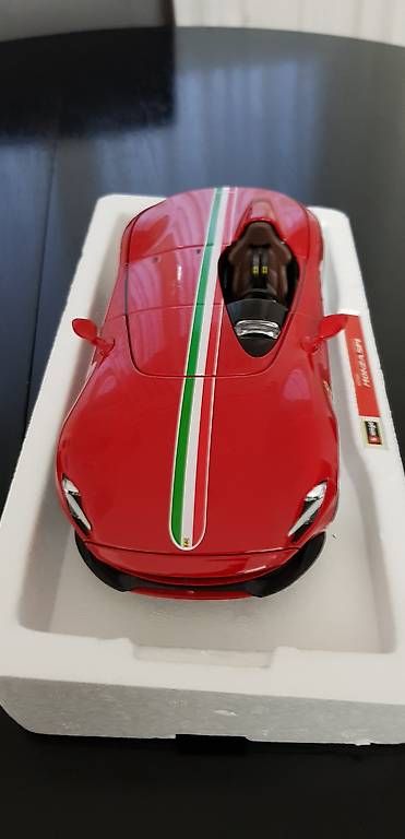 Modellautos: Ferrari Monza SP1 1/18 Rot – Gebraucht aus Amriswil von walse66 2