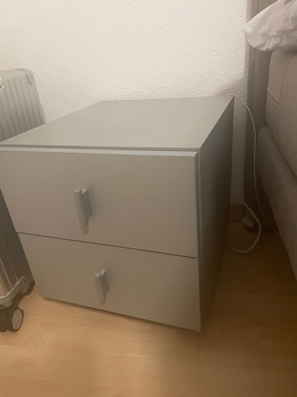 Comodini: Beistelltisch Nachttisch Grau – Usato da Glattpark(Opfikon) venduto da der_dh8z 2