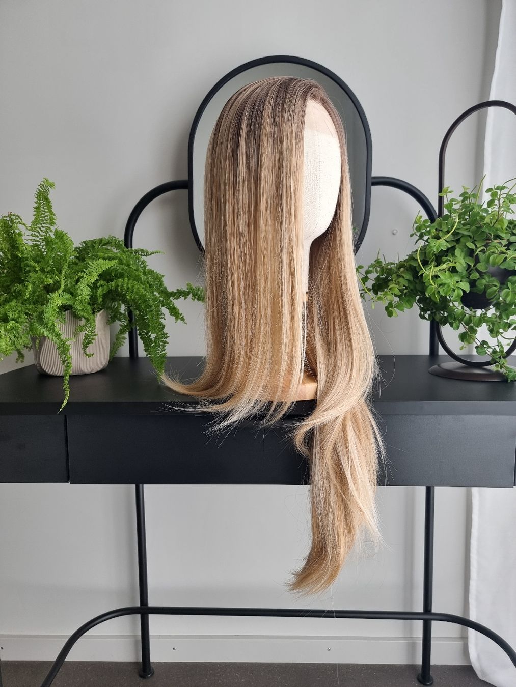 Parrucche: New wig. Glueless. Blond hair – Nuovo e nell'imballaggio originale da Zürich venduto da pla_tm9w 4