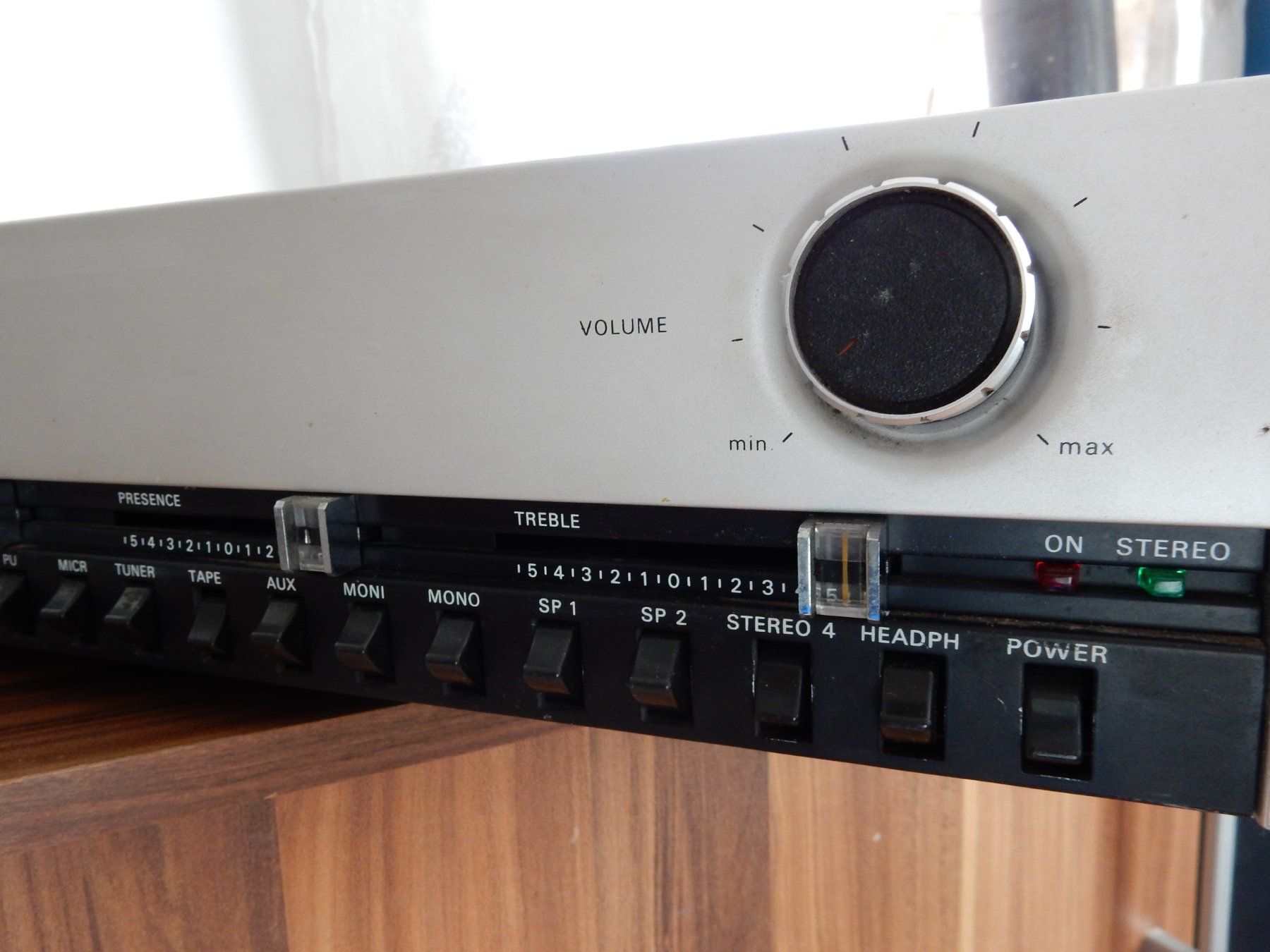 Philips Amplificateurs: Philips 561 Verstärker ein Oldi – D'occasion à Balsthal par Subaru11 4