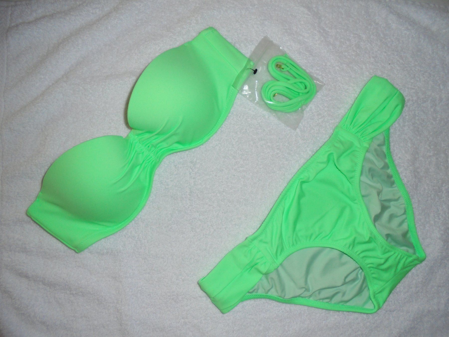 Victoria's Secret Costumi da bagno & Bikini: VICTORIA'S SECRET BIKINI GR. S / 80 A – Nuovo e nell'imballaggio originale da Aarau Rohr venduto da PinkSchwein