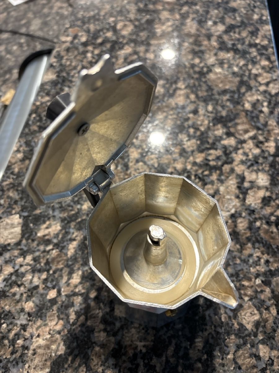 Macchine per caffè & Macchine per espresso: Italienische Espresso Kocher – Usato da Unterengstringen venduto da hab_dyp5 1