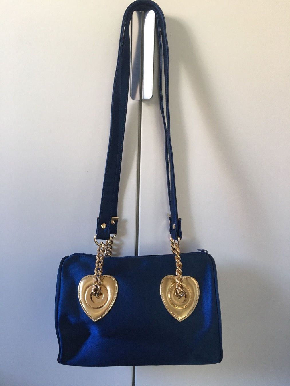 Borse da donna: Neue blaue Handtasche mit Herzmotiven – Nuovo (secondo la descrizione) da Winkel venduto da Flyhy2020