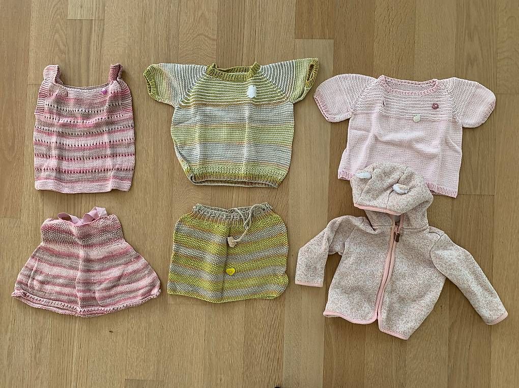 Lotti & Set di vestiti: Diverse Stricksachen/Pulli/Röckli - Grössen 62 bis 74 – Usato da Wettingen venduto da Suzanne015