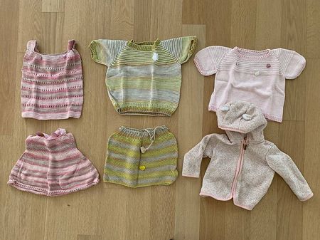Diverse Stricksachen/Pulli/Röckli - Grössen 62 bis 74