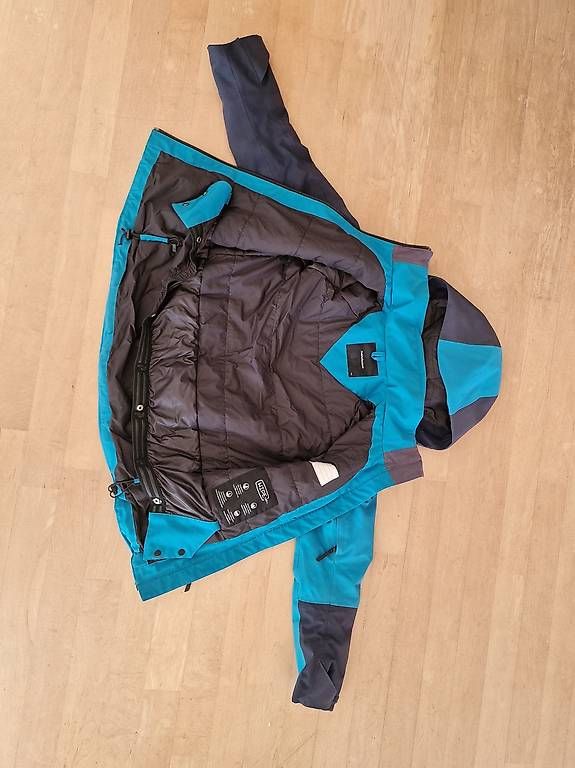Vestes: Skijacke Peak Performance 160 – D'occasion à Uster par Salamanderpinguin 4
