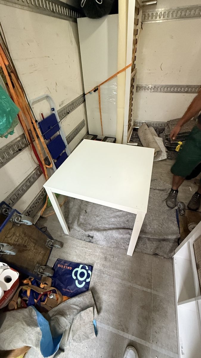 Ikea Tavoli: IKEA Tisch mit Stuhl  – Usato da Winterthur venduto da Alawi_47 5