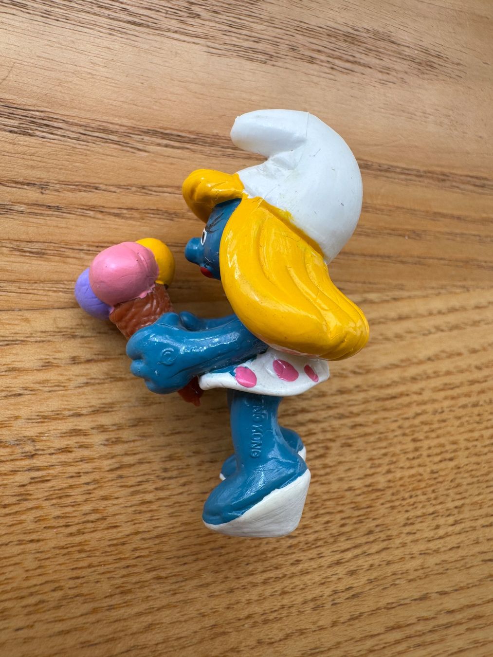 Figuren: Original Schlumpf Schleich Peyo - Schlumpfine mit Eistüten – Gebraucht aus Fislisbach von chili2006 2