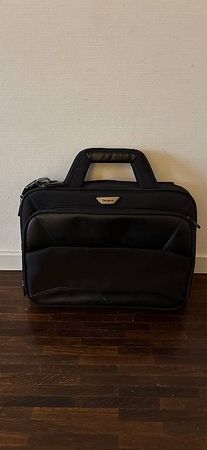 Laptoptasche Targus schwarz mit Fächern guter Zustand