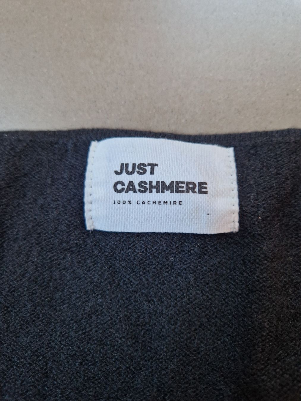 Maglioni & Felpe: Kaschmir Pullover Just Cashmere 42 – Usato da Lichtensteig venduto da Cocabana_16 1