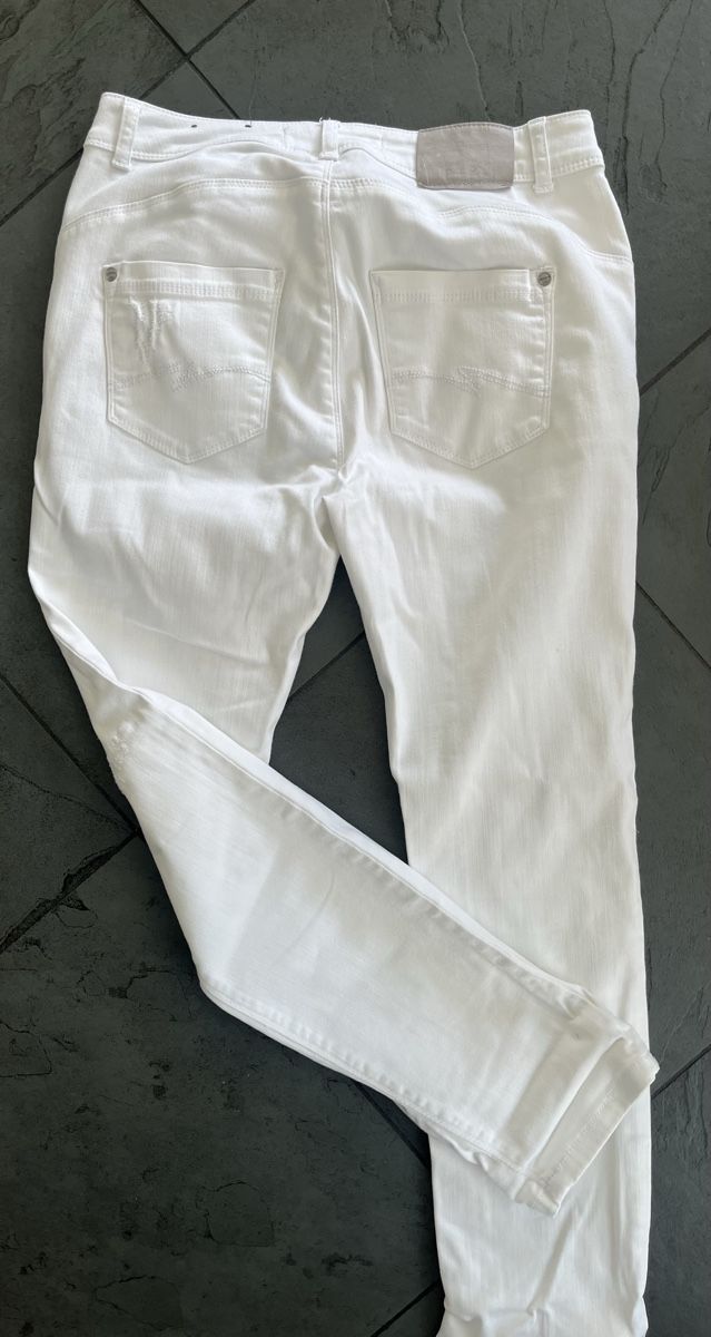 Pantaloni: Hose Street One – Usato da Eschen venduto da regino 1