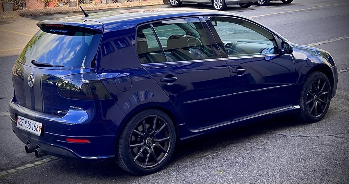 VW Automobili: VW Golf R32 – Usato da Thun venduto da yul_l572