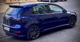 VW Golf R32