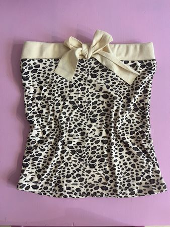 Y2k Leo Thrift Top
