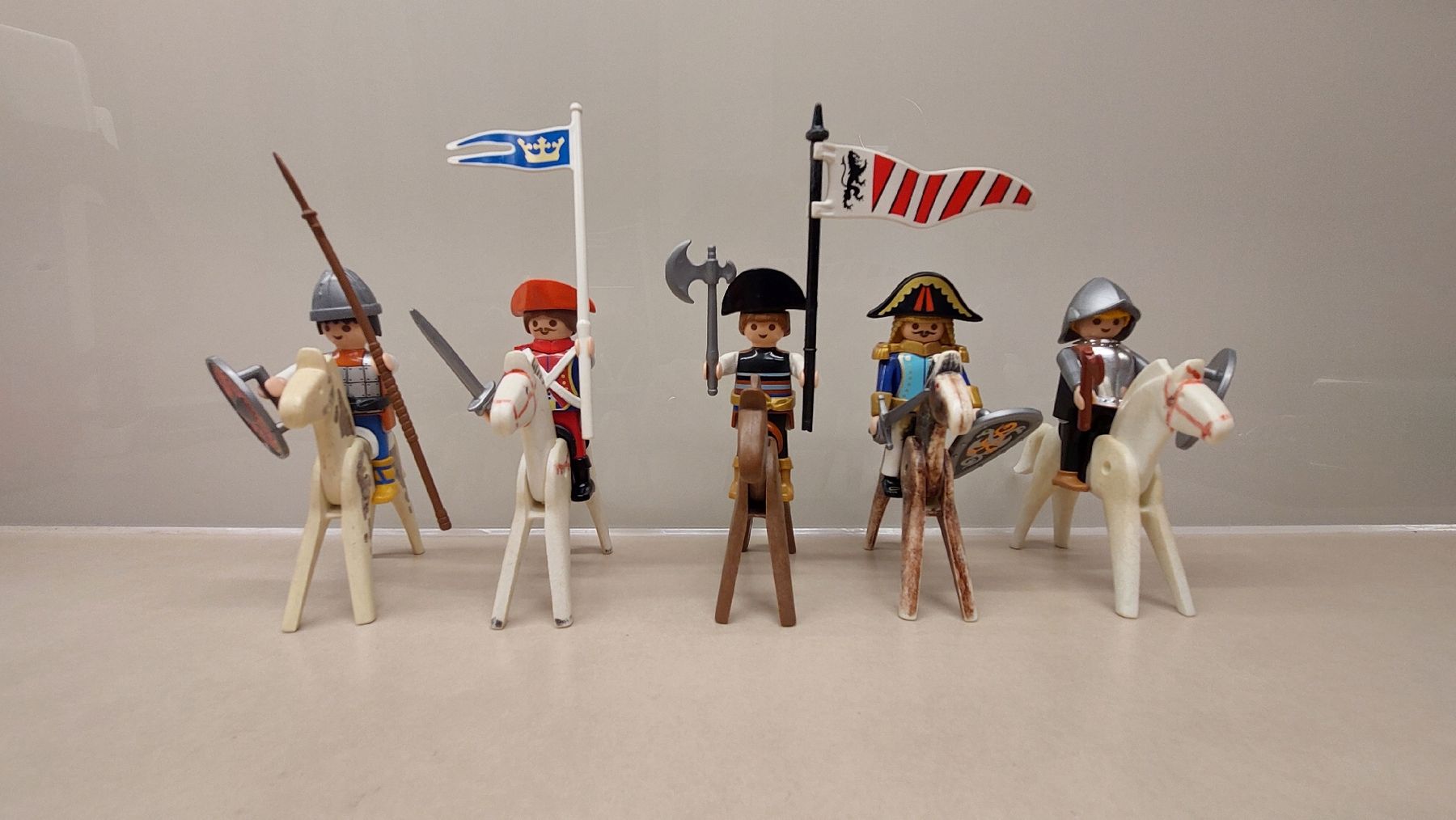 Playmobil Giocattoli: Playmobil Ritter – Usato da Wisen SO venduto da Shopoholiker