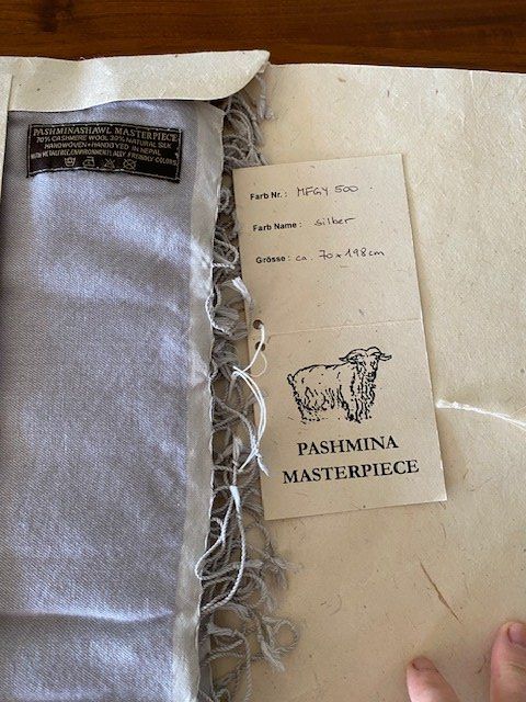 Foulard & Sciarpe: Schal Pashmina Silber 70x198 – Usato da Edlibach venduto da Arnoldotto
