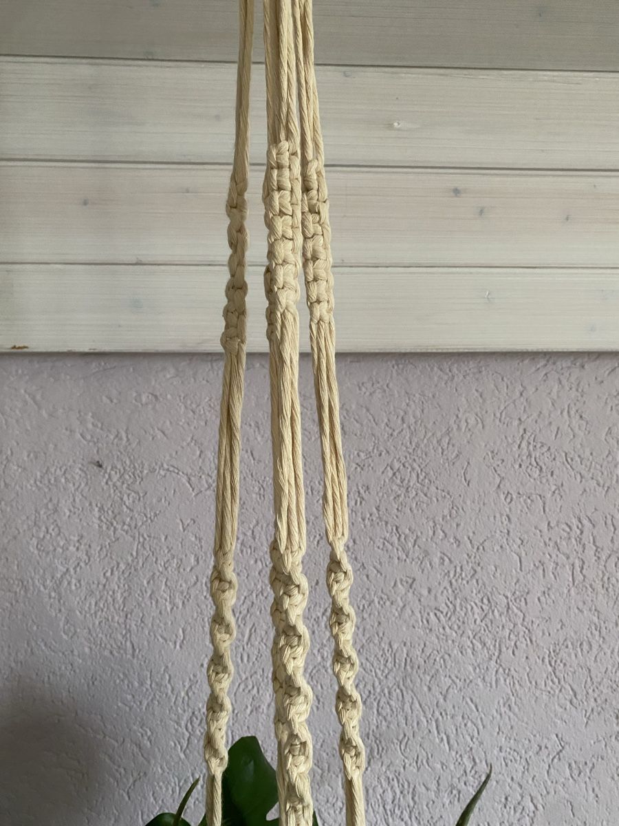 Tutte le decorazioni: Handgemachter Makramee-Blumenampel, Top Zustand, Beige – Usato da Biel/Bienne venduto da van_6qsl 2